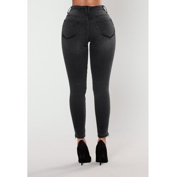 Zipper Detail Stretchy Skinny Jeans - Picture 2 of 8